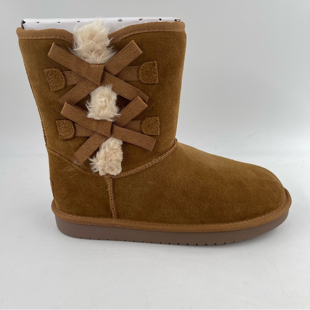 NIB! 🥾 Koolaburra Girls Victoria Short Chestnut Bow Detail Boots - Size 5.5
